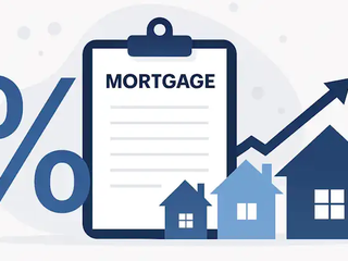 Mortgage interest rates with houses and graph upward trend